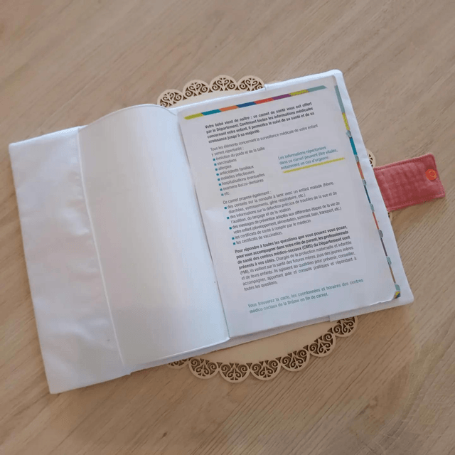 Protège carnet de santé